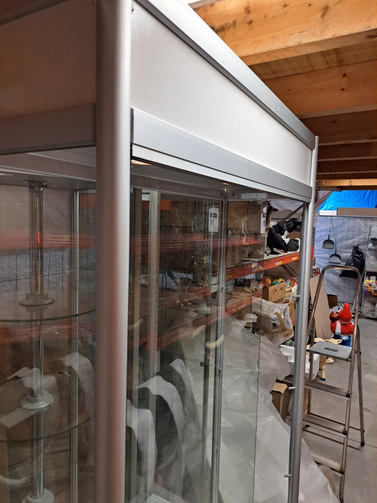 Vitrinekast glas gratis op te halen in Ulft, Ophalen, Aluminium, 225 cm of meer, Schuifpui