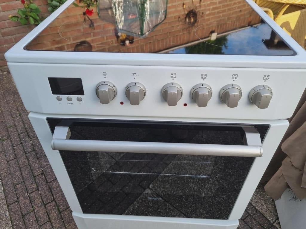 Pelgrim Elektrisch Fornuis met inductie Kookplaat, Ophalen, Hete lucht, 60 cm of meer, Keramisch
