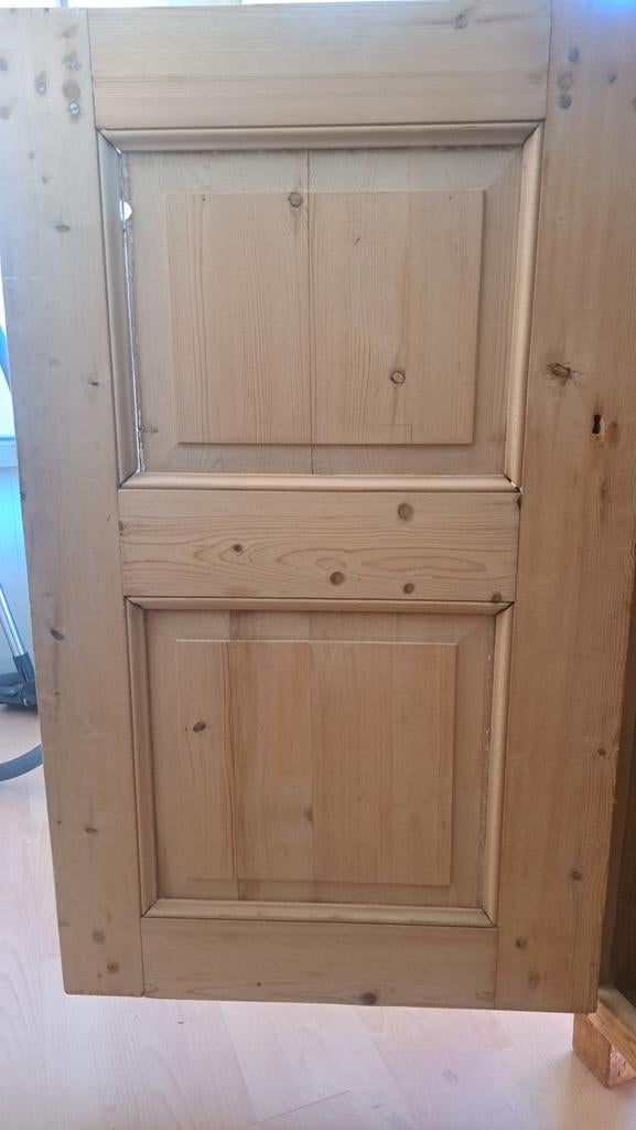GRATIS Massief houten kast met wijnrek - Rustieke stijl, Ophalen, 25 tot 50 cm