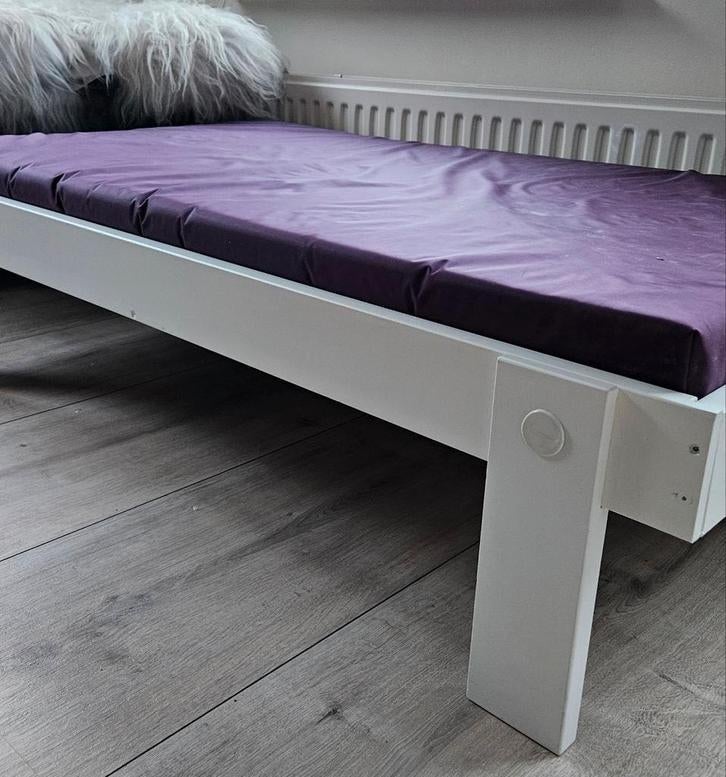 Hondenslaapplaats voor grote hond 120 x 70 x 32, Dieren en Toebehoren, Hondenmanden, Zo goed als nieuw, Overige, Ophalen