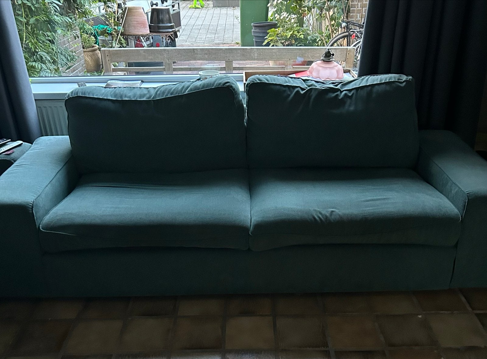 Ikea Kivik Driezitsbank met nieuwe beige hoes, nog in doos., Ophalen, Driepersoons, 75 tot 100 cm, Zo goed als nieuw