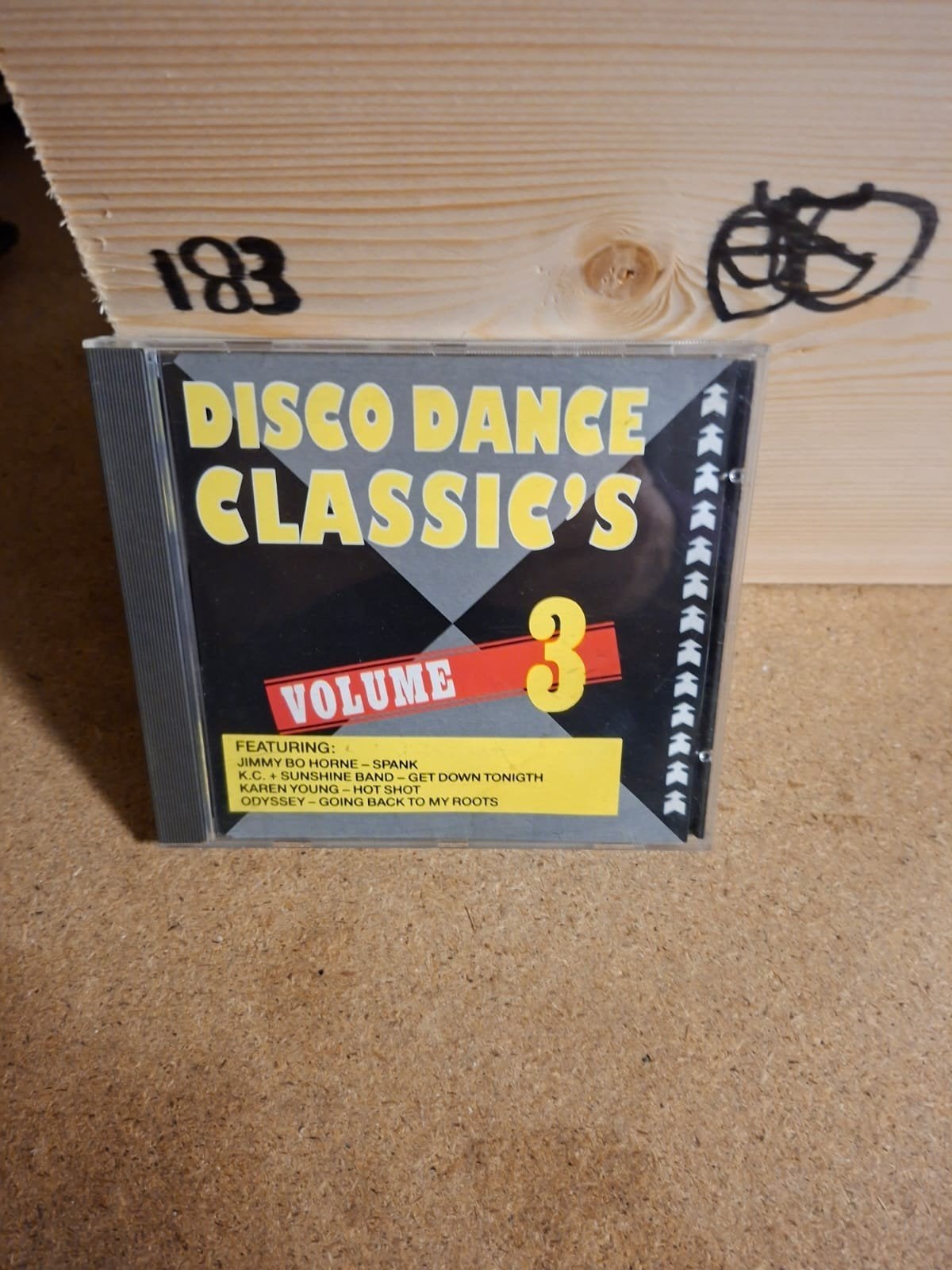 Disco Dance Classic's Volume 3 CD - Diverse Artiesten, Cd's en Dvd's, Cd's | Dance en House, Ophalen of Verzenden, Gebruikt, Disco