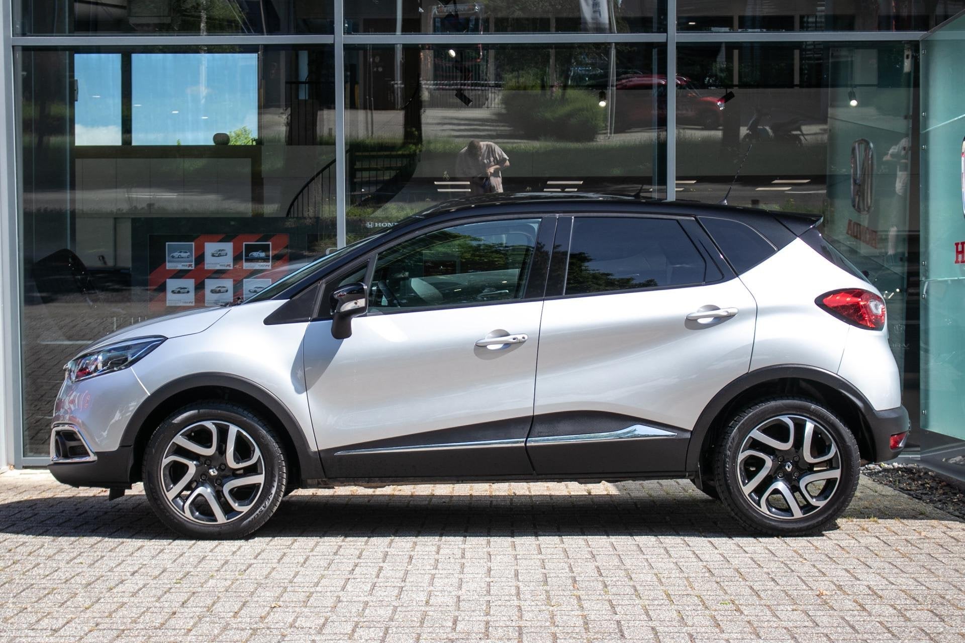 Renault Captur 0.9 TCe Dynamique - Trekhaak | Navi | Camera, Voorwielaandrijving, 898 cc, Stof, Gebruikt