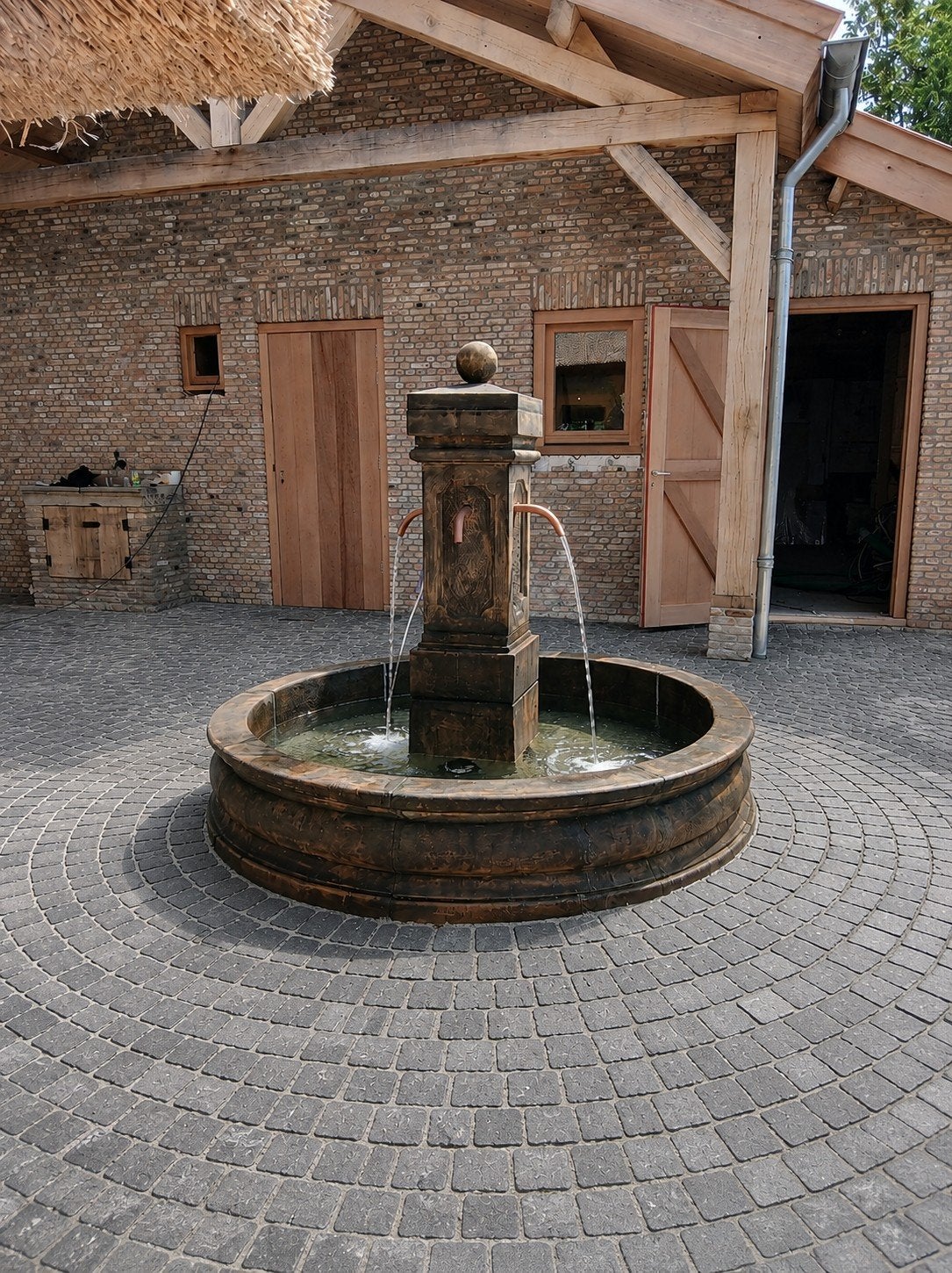 Oud roestlook dorpsfontein, Tuin en Terras, Waterpartijen en Fonteinen, Ophalen, Nieuw, Beton, Fontein