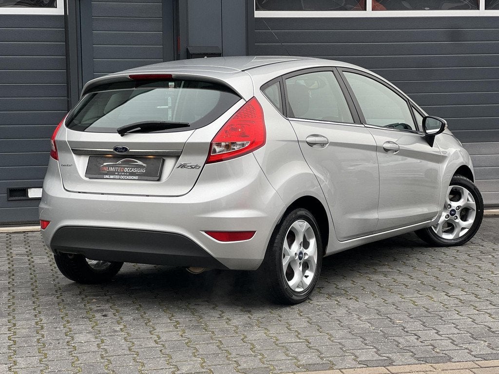 Ford Fiesta 1.4 Titanium *AIRCO*ELEKTRISCH PAKKET, Voorwielaandrijving, Stof, Gebruikt, Handgeschakeld