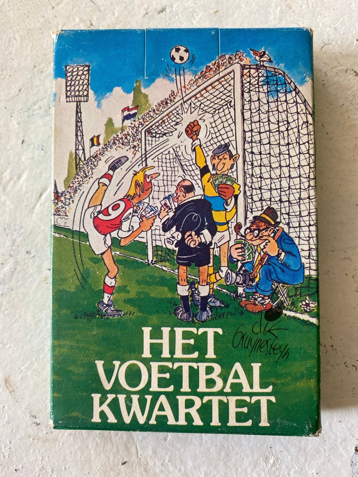 Vintage Het Voetbal Kwartet - Compleet en in goede staat, Drie of vier spelers, Ophalen of Verzenden, Gebruikt