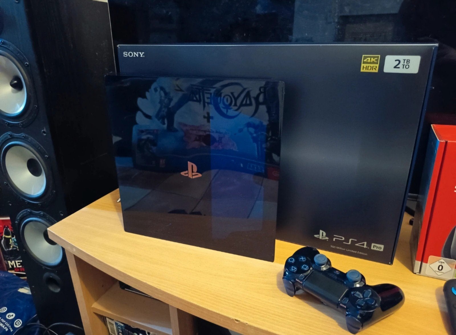 Sony PlayStation 4 Pro 2TB 500 million special edition, Ophalen of Verzenden, Zo goed als nieuw, 1 TB, Met 1 controller