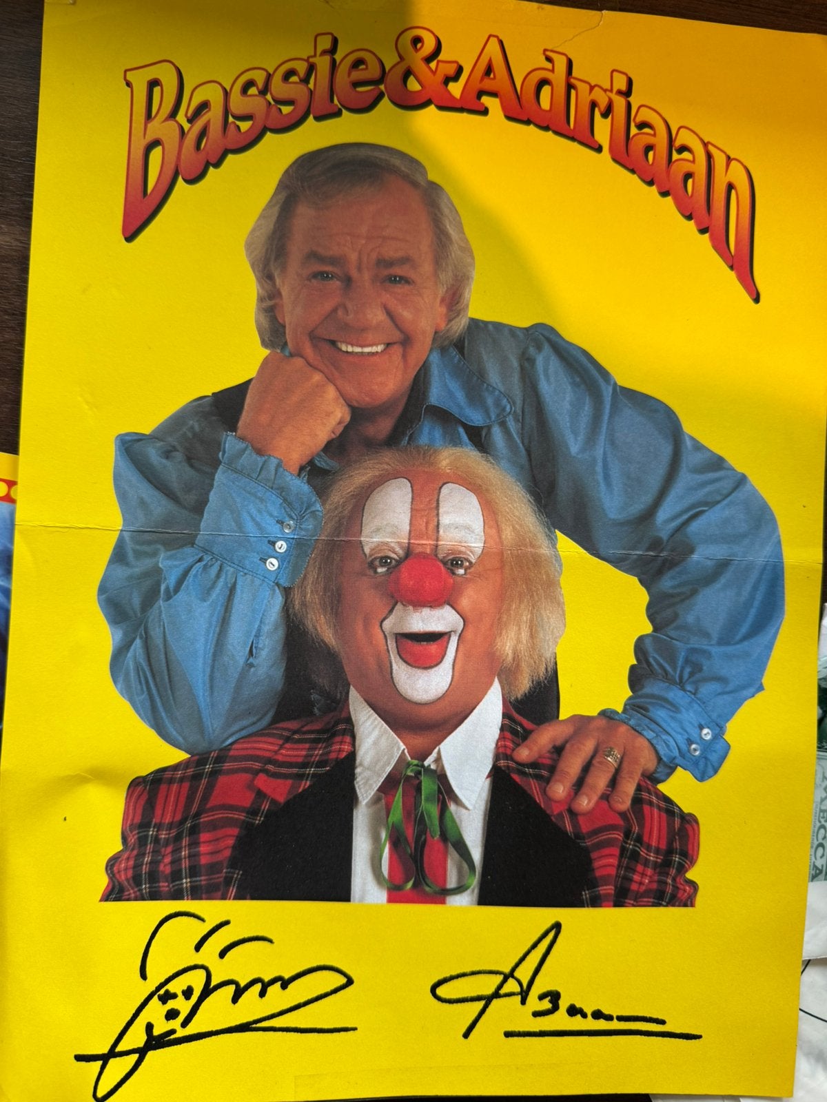 Bassie en Adriaan poster met handtekeningen, Ophalen of Verzenden, Zo goed als nieuw, A1 t/m A3