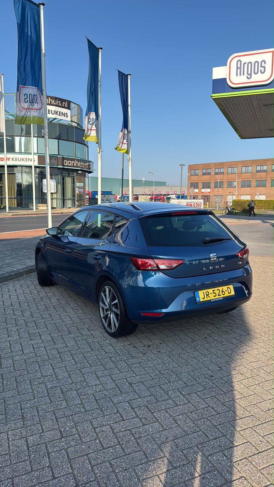 SEAT Leon 1.4 TSI 150PK | Nieuwe APK | Apple CarPlay, 1141 kg, 4 cilinders, 620 kg, 49 €/maand
