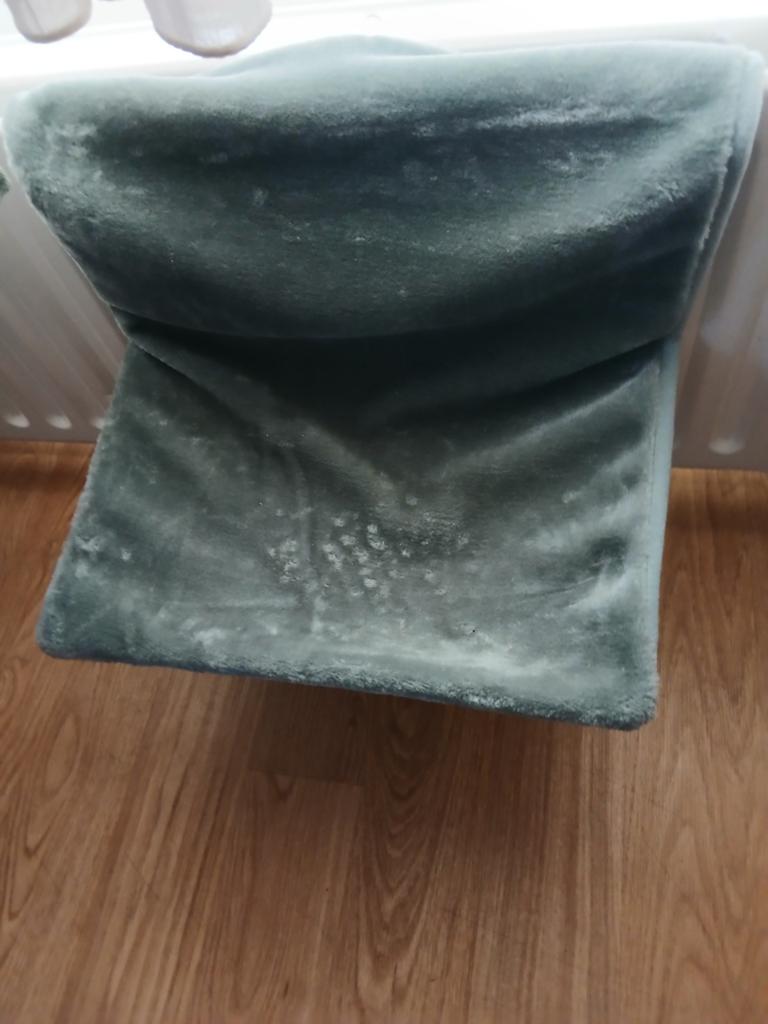 1 groene kattenhangmat!46cmbr,dp30cmalleen,ophale, Ophalen of Verzenden