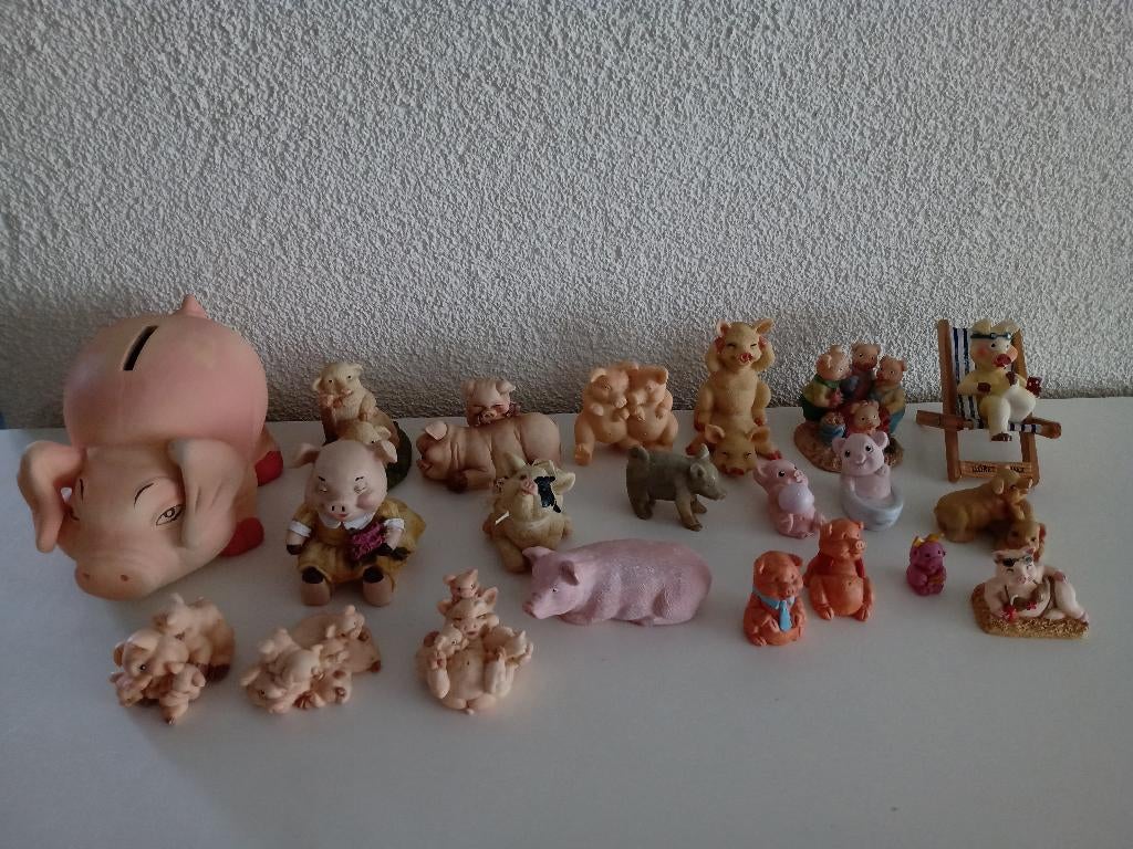 Allerlei Beeldjes van een Varkentjes Verzameling, Ophalen of Verzenden, Gebruikt, Boerderijdier, Beeldje of Figuurtje