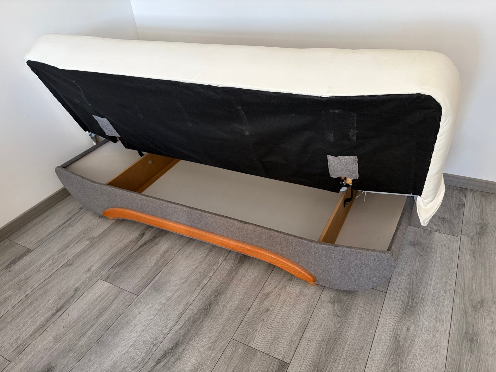 Foto 7 van Opklapbaar tweepersoonsbed