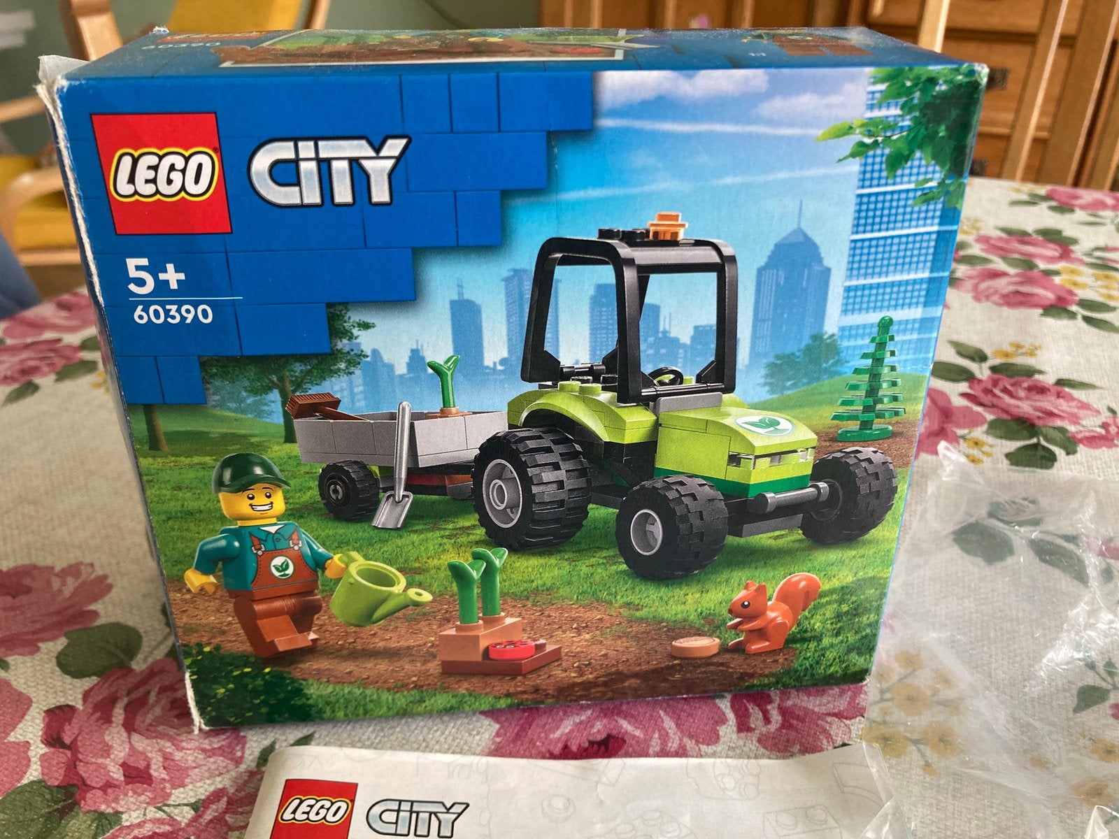 Lego tractor 60390, Ophalen of Verzenden, Zo goed als nieuw