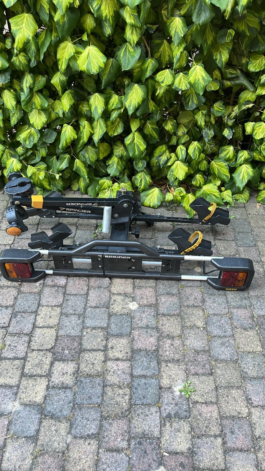 Nette Hawk Spinder kantelbare fietsendrager, Ophalen, 2 fietsen, Gebruikt, Trekhaakdrager