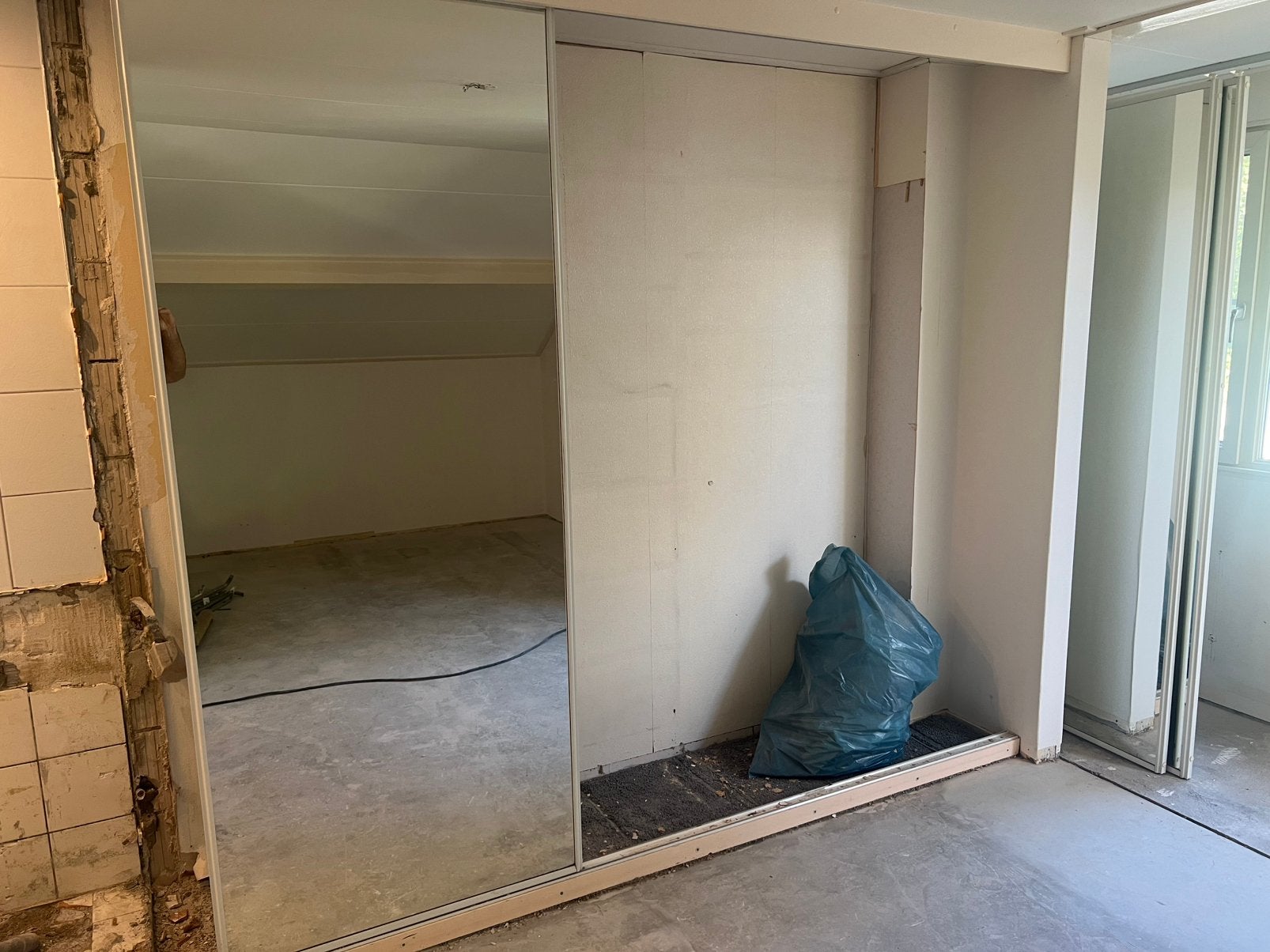 Schuifwand + rails met 3 spiegels, Ophalen, Gebruikt, 200 cm of meer, 200 cm of meer