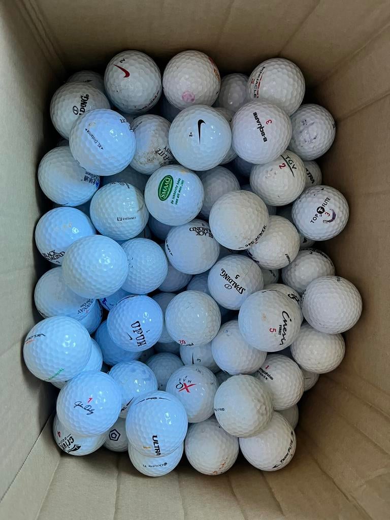 110 gebruikte golfballen van diverse merken, Ophalen of Verzenden, Gebruikt, Bal(len), Overige merken