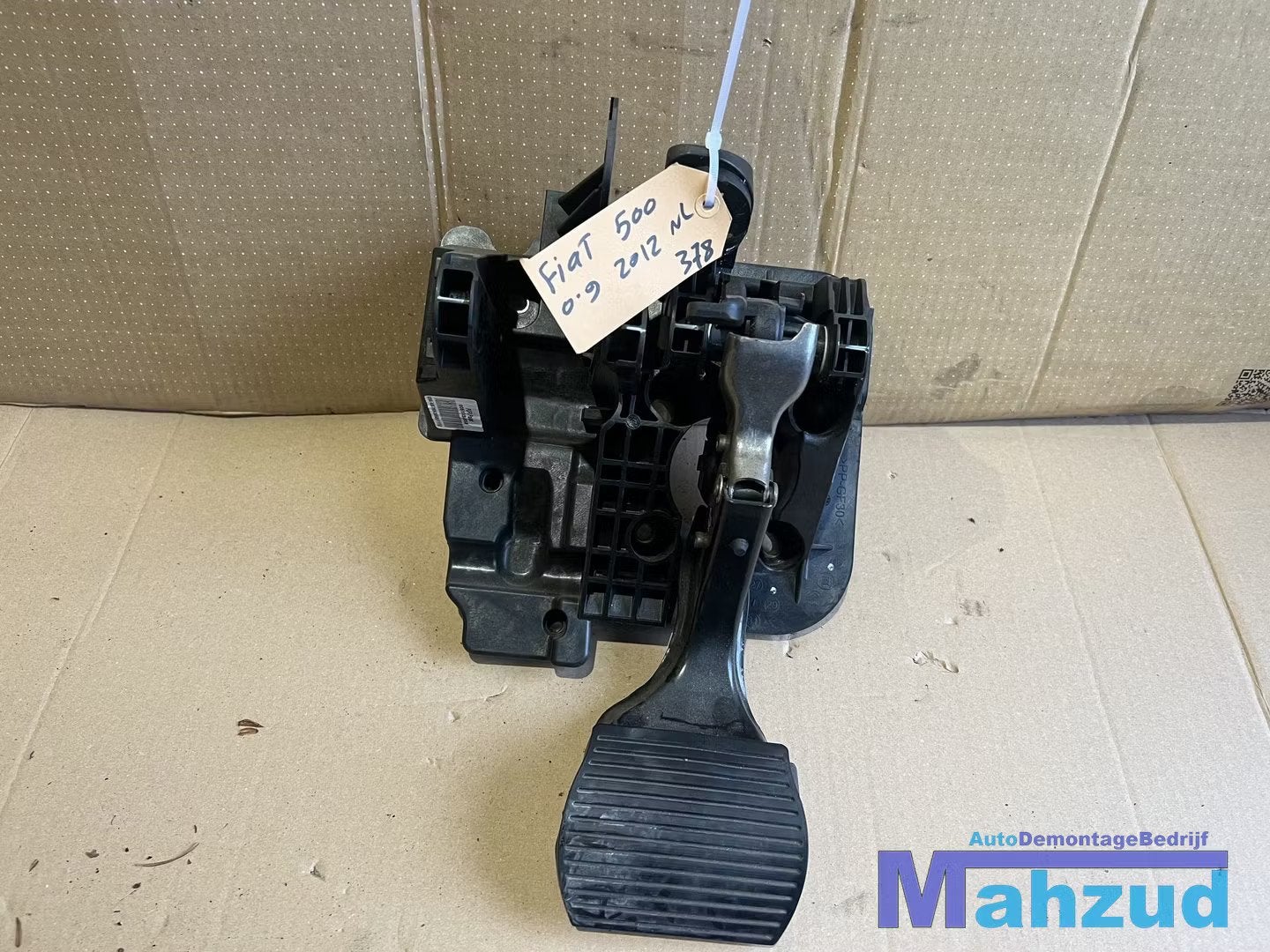 FIAT 500 Automaat rempedaal 2007+, Gebruikt, Stellantis Europe S.p.A., Ophalen of Verzenden, Info@stellantis.com