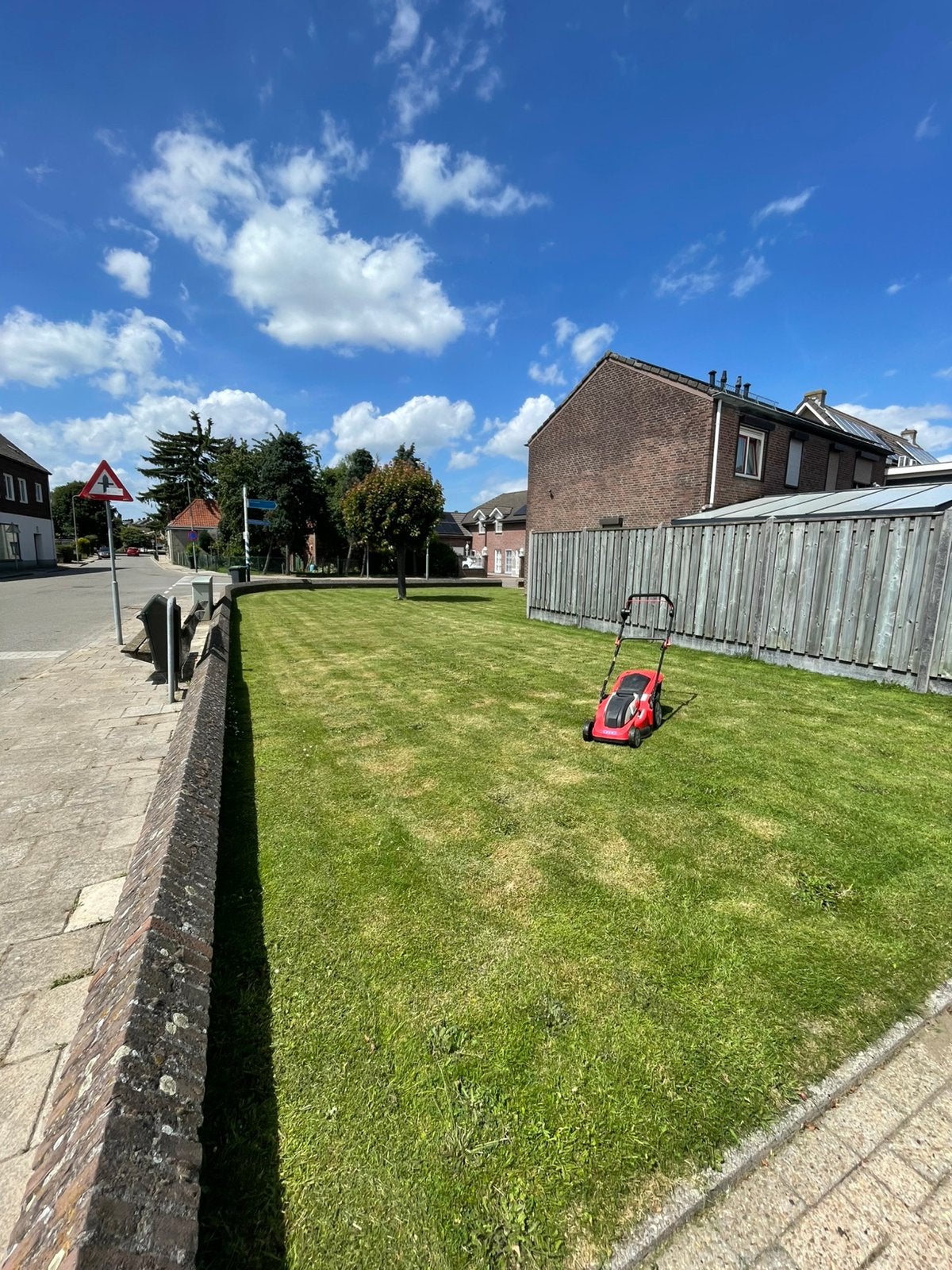 TUINMAN GEZOCHT‼️ lees beschrijving., Ophalen, Zo goed als nieuw, 20 m² of meer