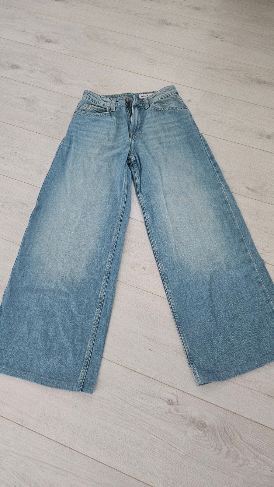 Bershka Wide Leg Jeans - Maat 34 (XS), Bershka, Ophalen of Verzenden