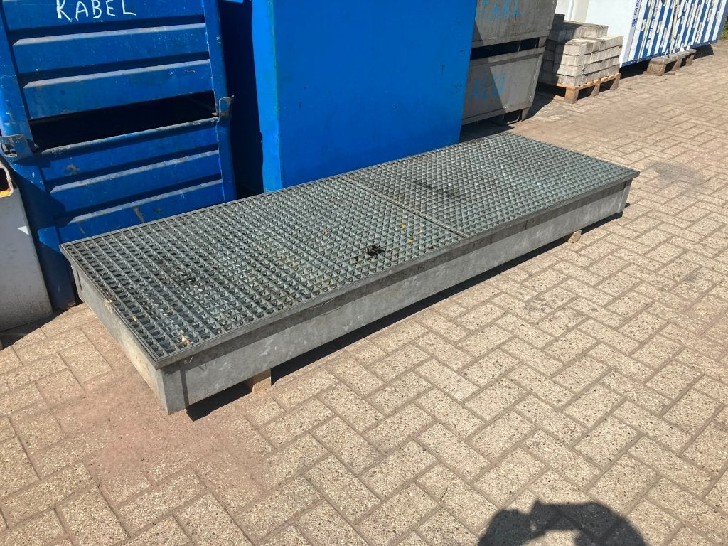 Olie opvangbak, Ophalen