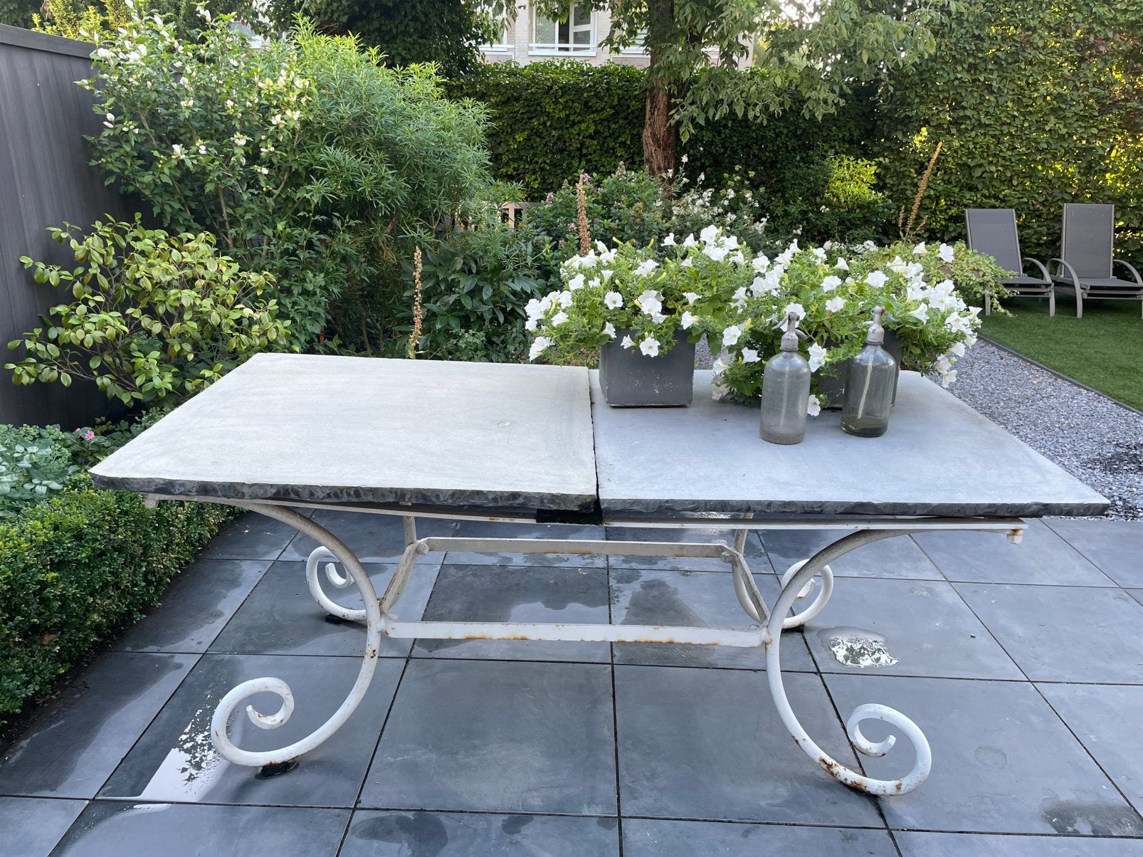 Antieke franse buitentafel, Tuin en Terras, Tuintafels, Ophalen, Zo goed als nieuw, Rechthoekig, Overige materialen