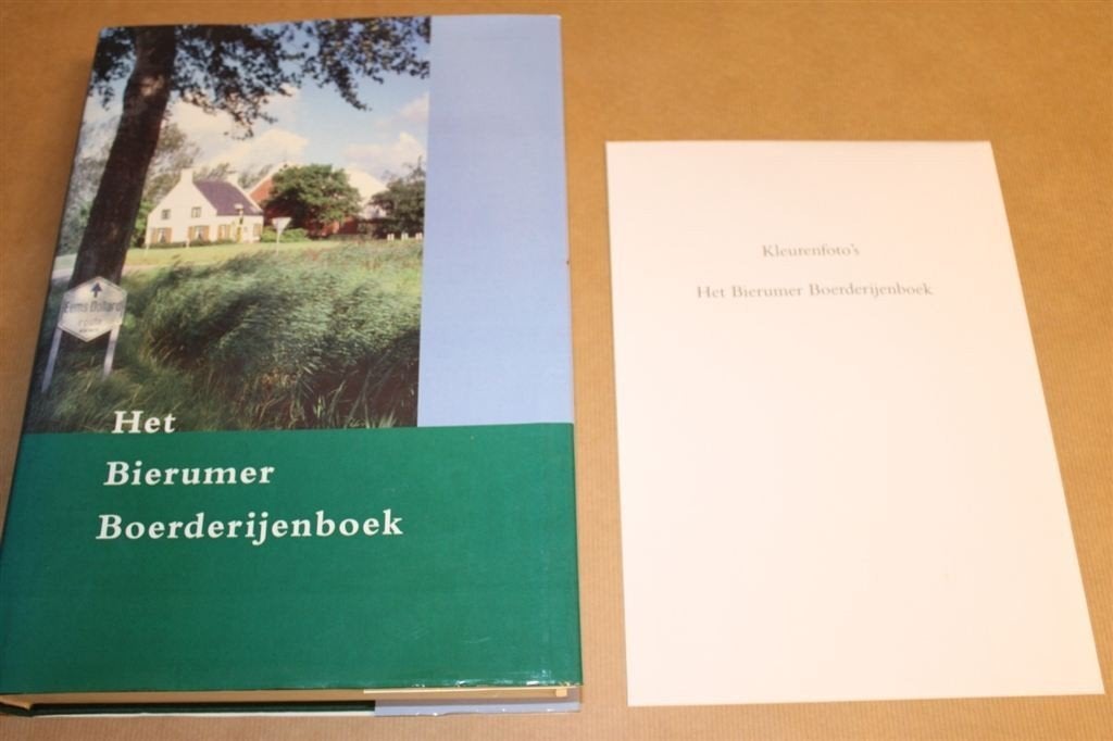 Het Bierumer Boerderijenboek, Ophalen of Verzenden, Zo goed als nieuw