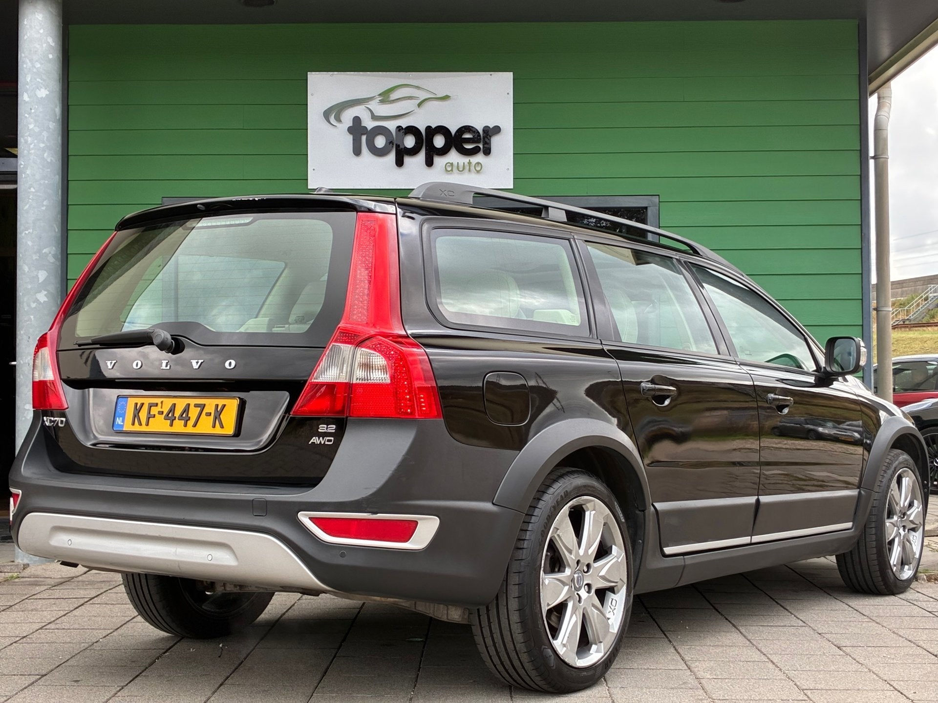 Volvo XC70 3.2 Kinetic|Automaat|Panoramadak|CruiseControl|Cl, Auto's, 238 pk, Gebruikt, Vierwielaandrijving, Euro 4