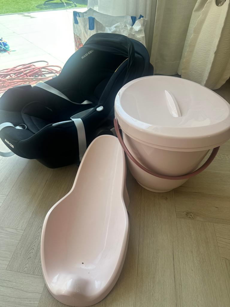 Baby spullen. Voor mooie prijsje, Huis en Inrichting, Keuken | Potten en Pannen, Ophalen of Verzenden, Zo goed als nieuw, Overige materialen