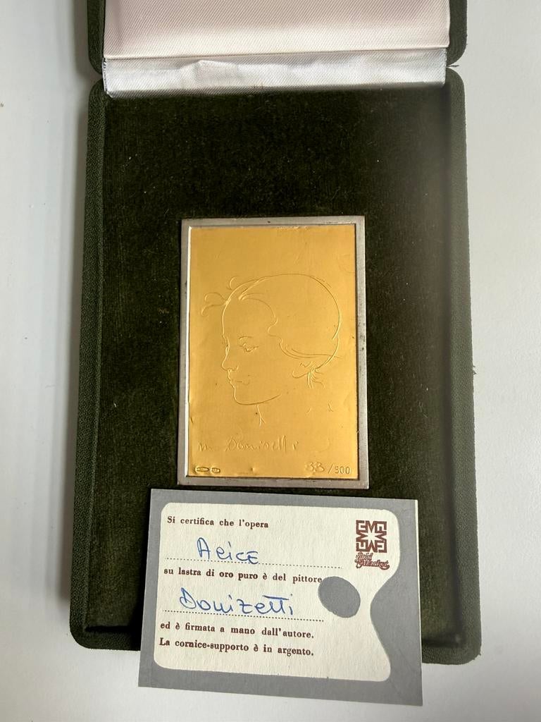 Gouden plaat “Alice” – genummerd (83/500) met certificaat, Ophalen of Verzenden, Goud
