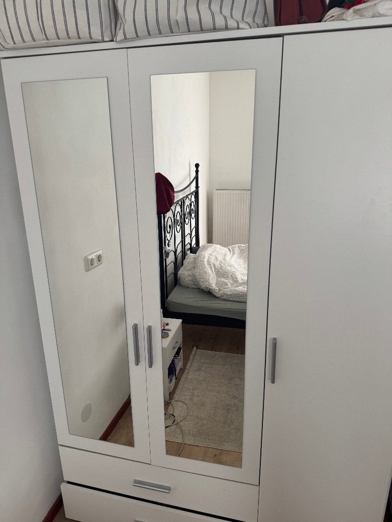 Wardrobe: white with double mirror (Kledingkast), Ophalen, Gebruikt, 100 tot 150 cm, 150 tot 200 cm
