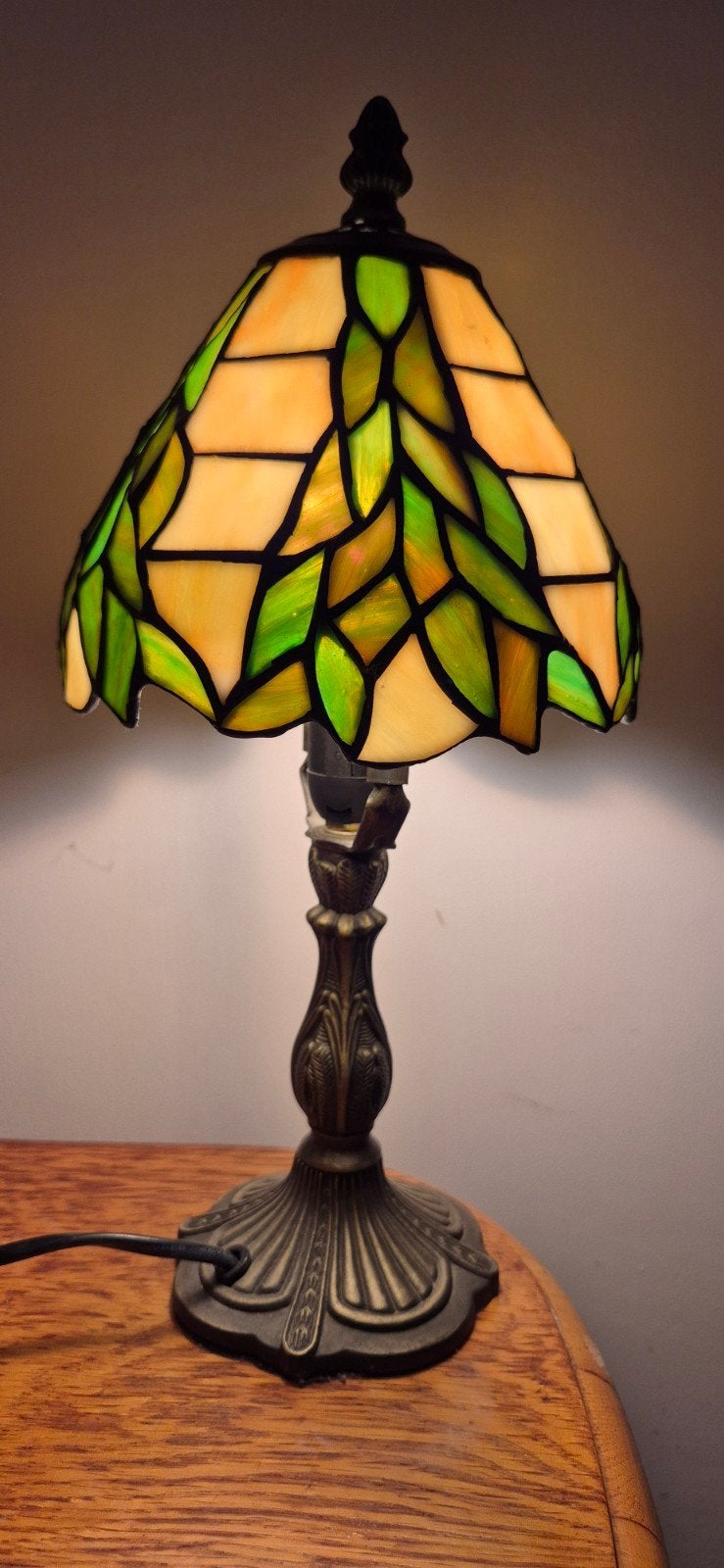 Tiffany Stijl Tafellamp - Groen Glas, Antiek en Kunst, Ophalen of Verzenden