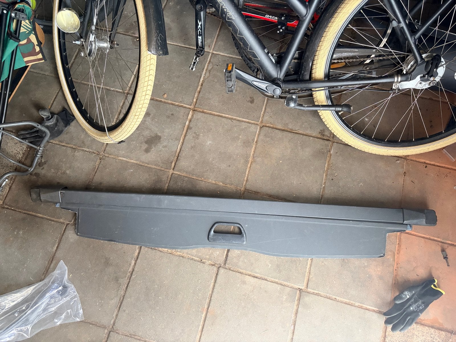 Bagagerolhoes en hondenrek Volvo V70 (2000-2007), Ophalen of Verzenden, Gebruikt, Volvo
