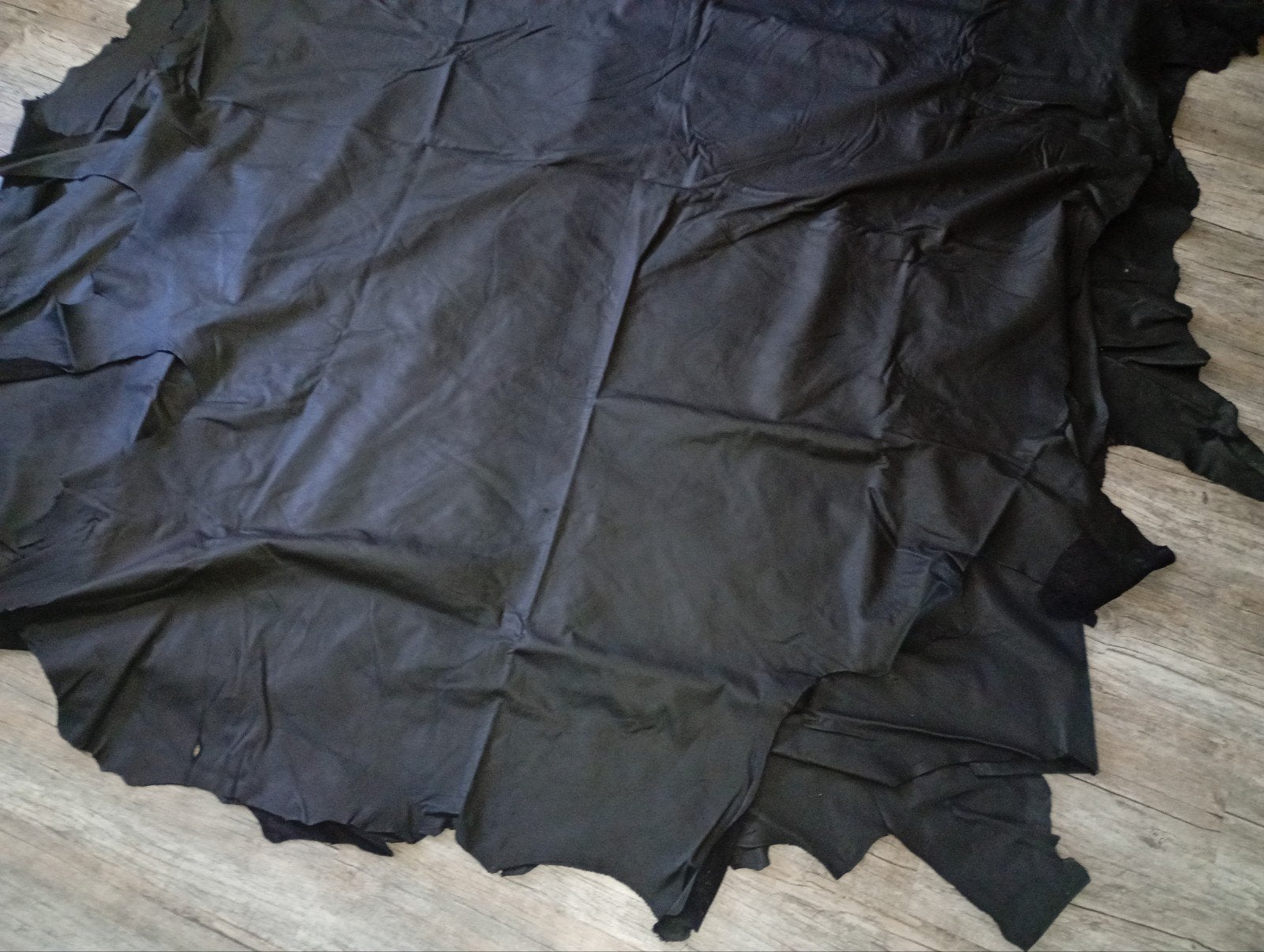 Foto 7 van 4 Zwarte Top Grain Luxe Automotive leren Huid matching color