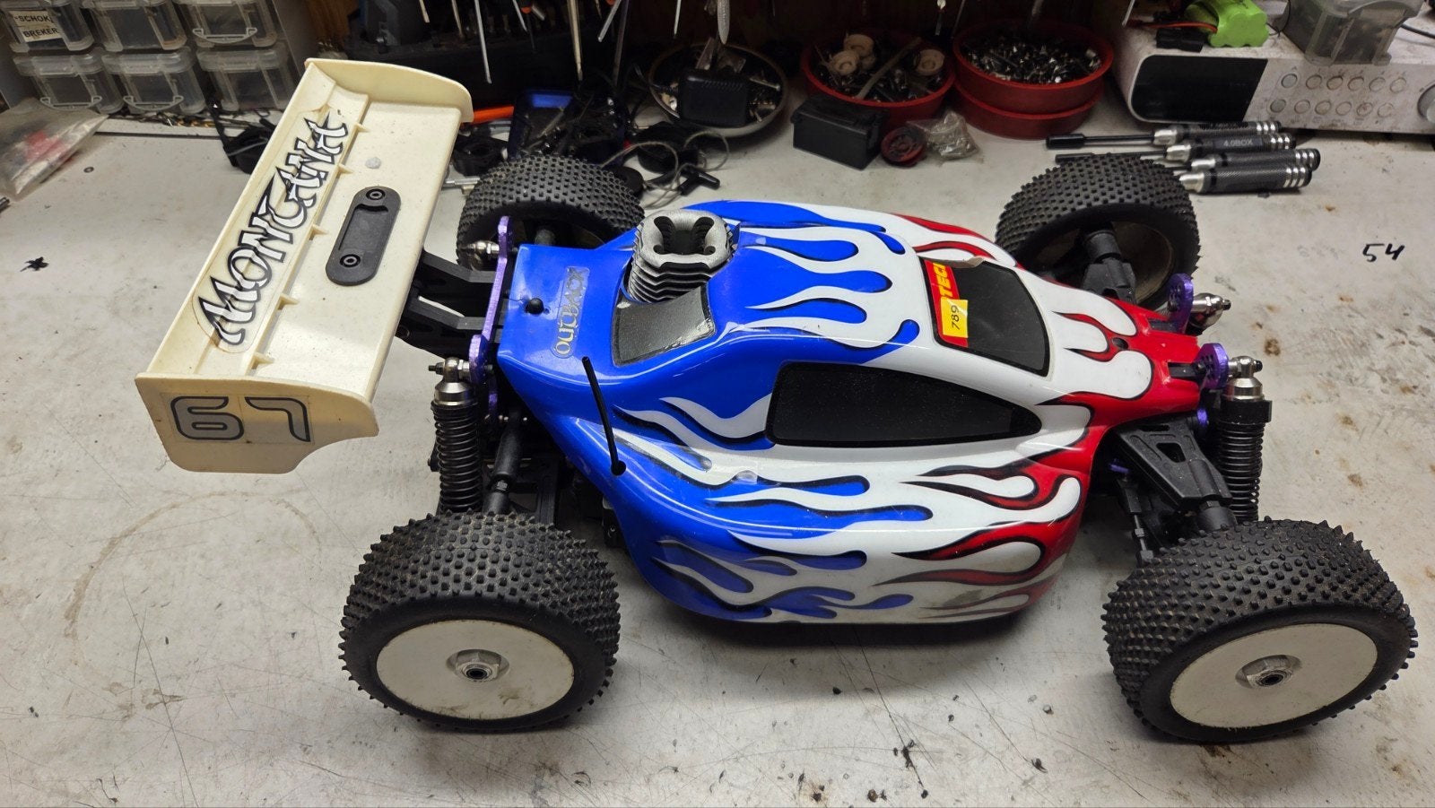 Te koop mooie protech enigma, Hobby en Vrije tijd, Gebruikt, Auto offroad, Ophalen of Verzenden, Schaal 1:8