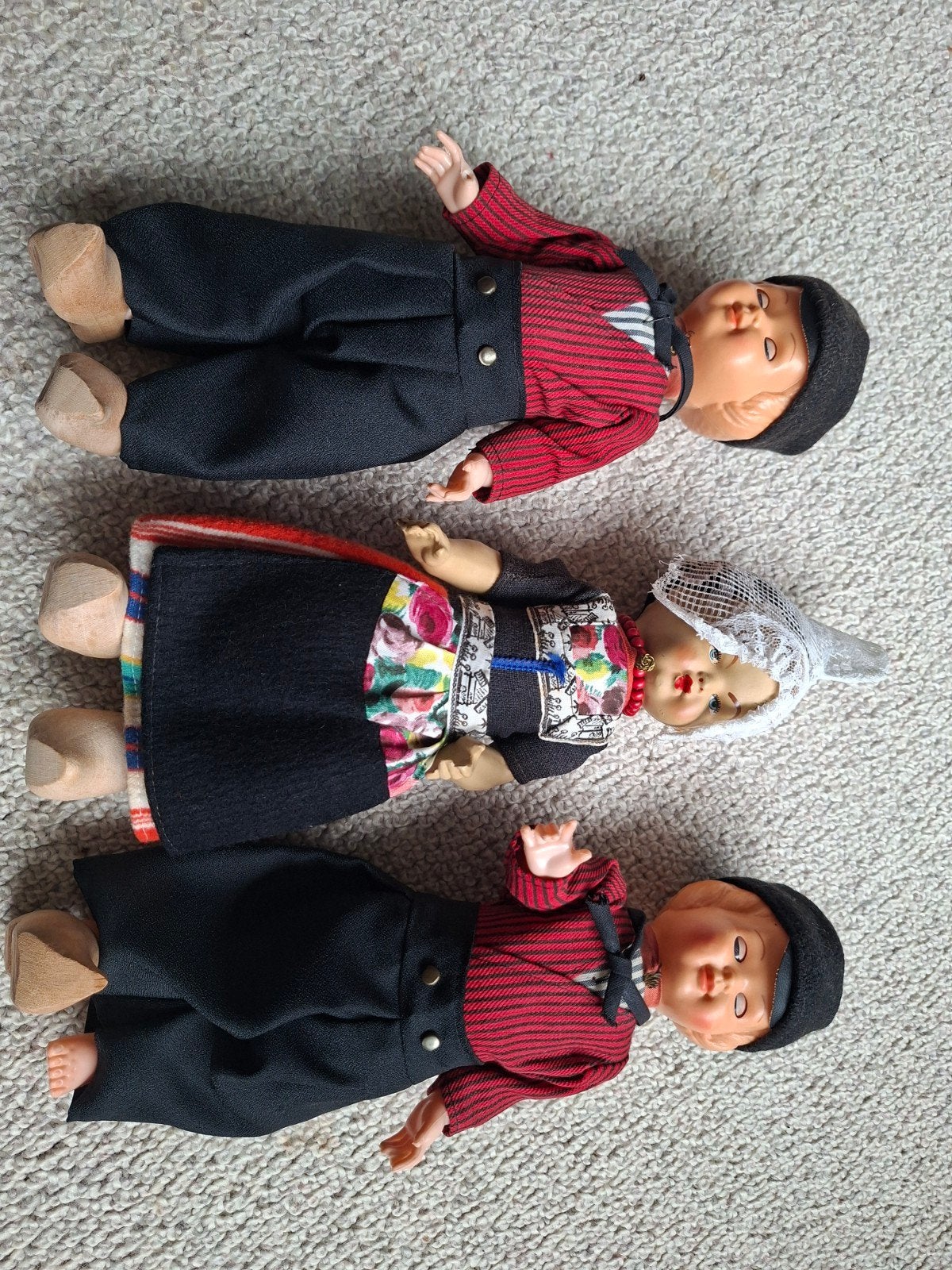 3 Vintage Hollandse Klederdracht Poppen - Jongen en Meisje, Ophalen of Verzenden, Gebruikt, Pop
