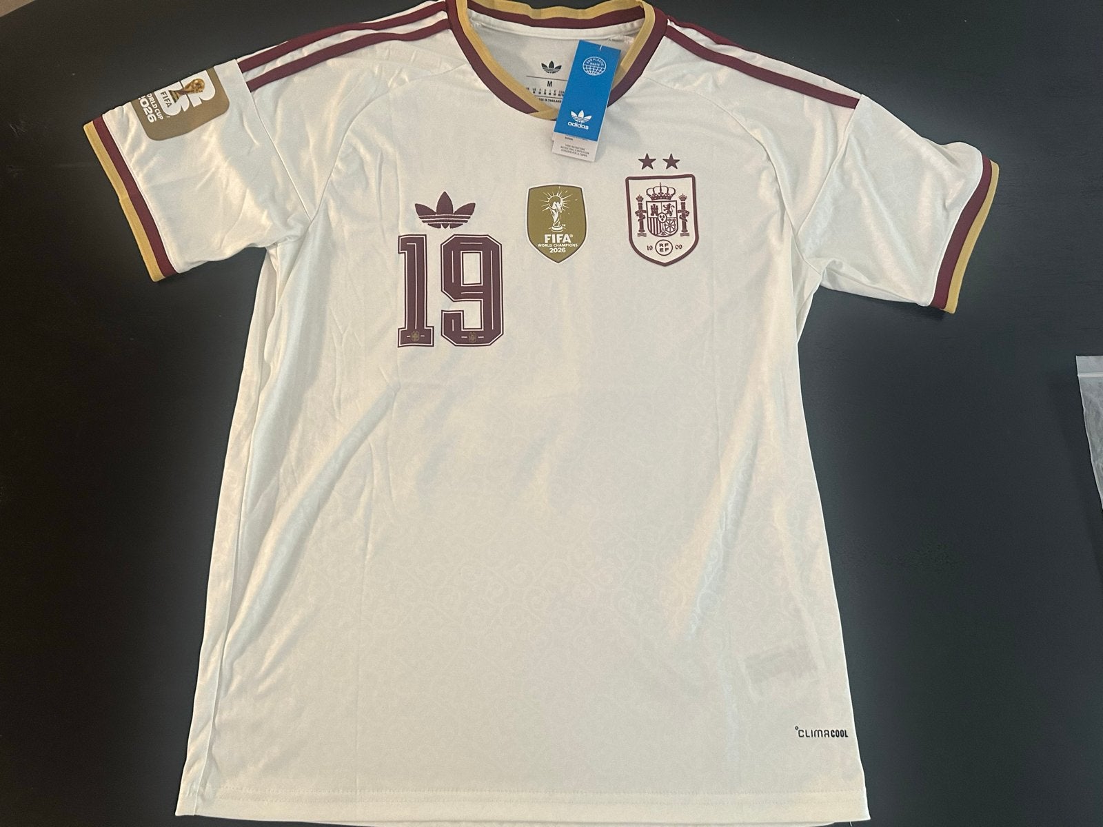 Spanje 2de tenuekit Lamine Yamal WK 2026 -Maat M Shirt&broek, Maat 48/50 (M), Wit, Nieuw, Ophalen of Verzenden