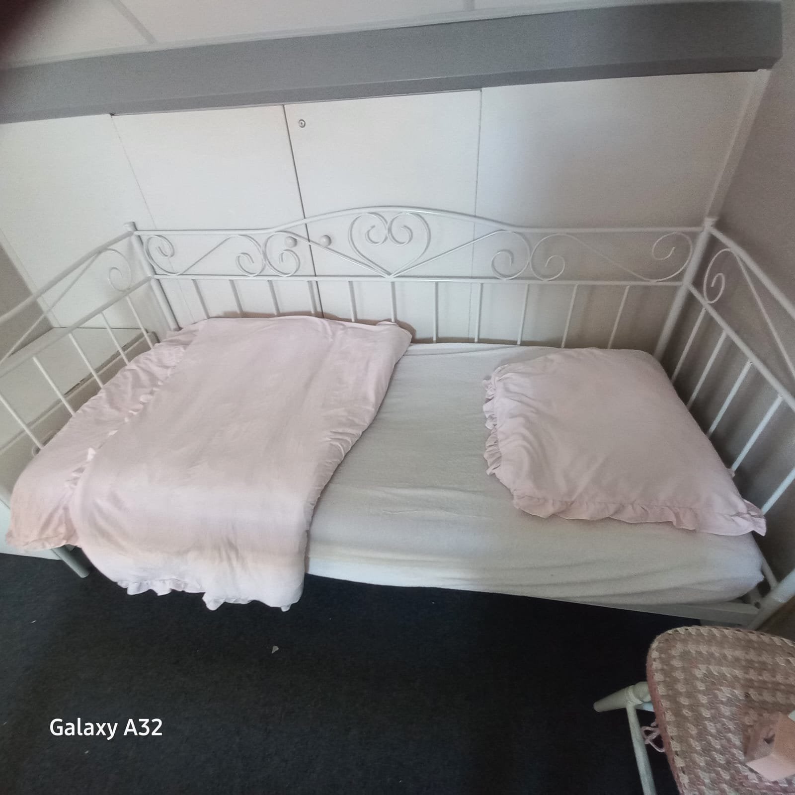 Meiden bed gratis ophalen, Ophalen, Gebruikt, Eenpersoons, Metaal