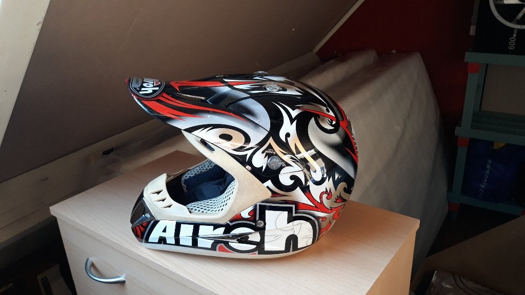 airoh helm + splinter nieuwe bril, Motoren, Kleding | Motorhelmen, Overige merken, Offroadhelm, Ophalen of Verzenden, S