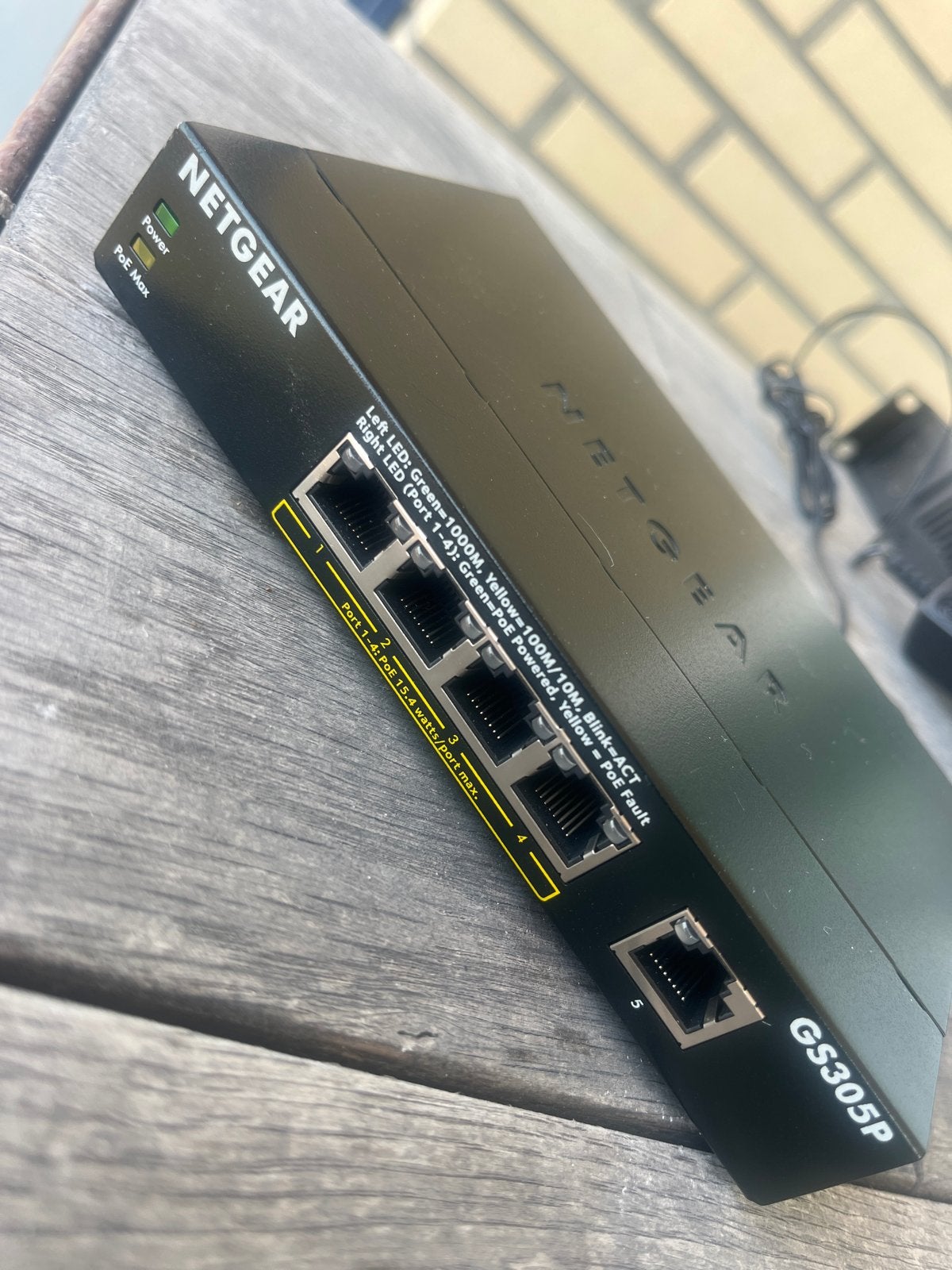 NETGEAR GS305P Gigabit Ethernet PoE+ Switch, Ophalen of Verzenden, Zo goed als nieuw