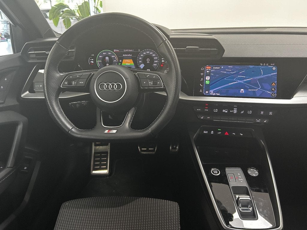 Audi A3 Sportback 40 TFSI e Edition | S-Line Interieur | CAR, Auto's, Audi, Stof, Gebruikt, 4 cilinders, Wit