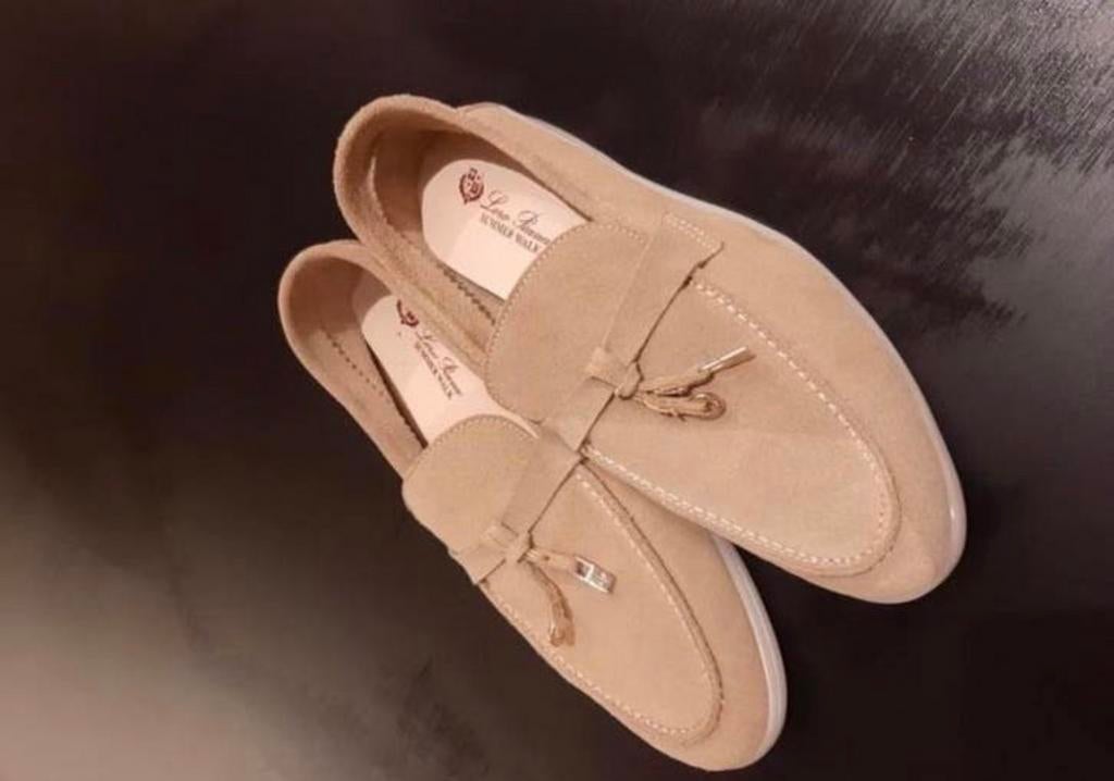 Loro Piana leren loafers, nieuw, Kleding | Dames, Schoenen, Ophalen of Verzenden, Nieuw, Beige, Instappers