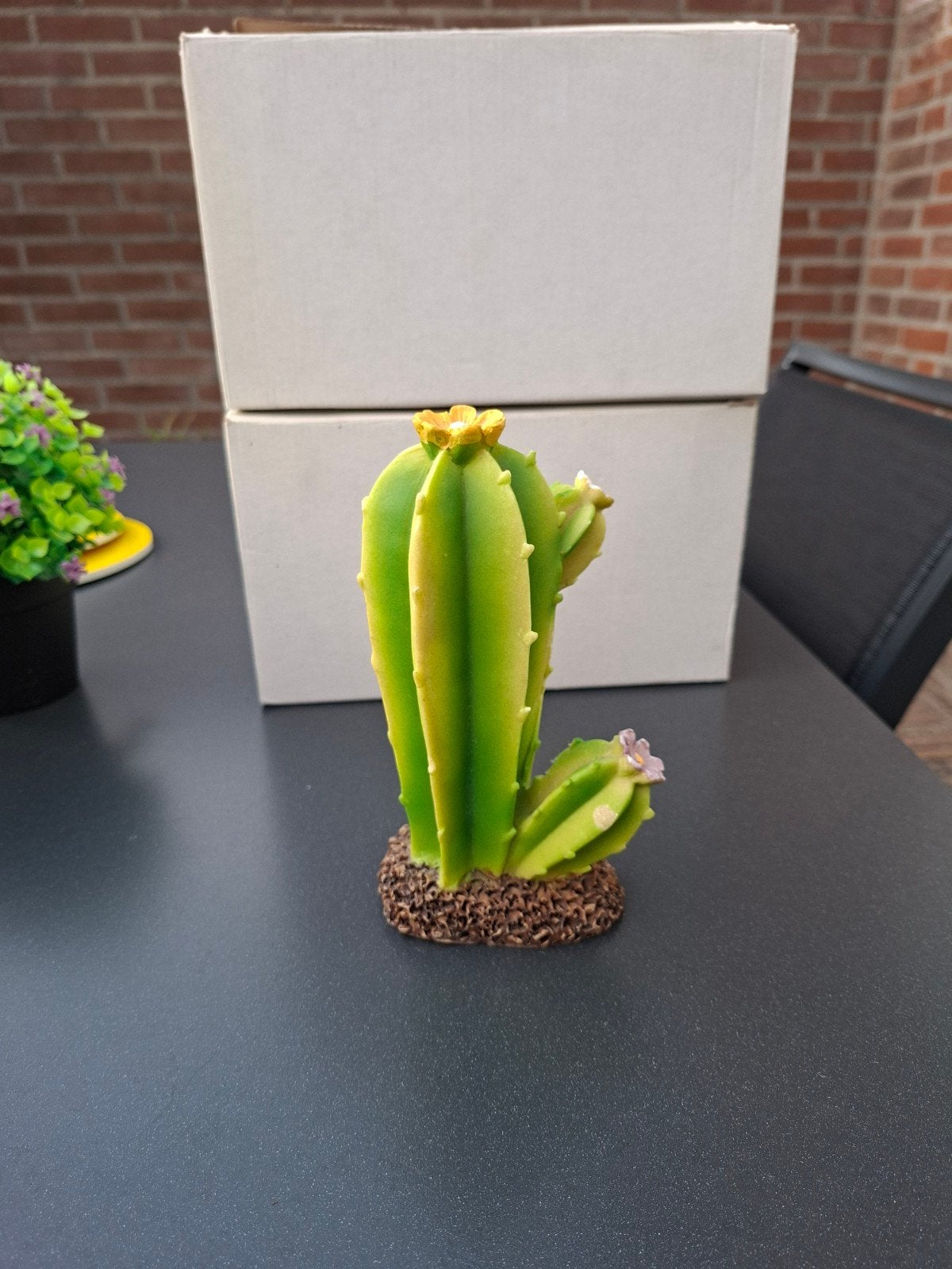 Decoratieve cactus beeldje met bloemen, Ophalen, Groen, Kunststof, Zo goed als nieuw