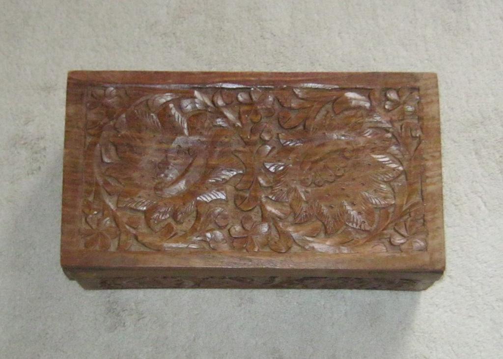 Oude handgemaakte sigarenkist met prachtig houtsnijwerk., Ophalen of Verzenden
