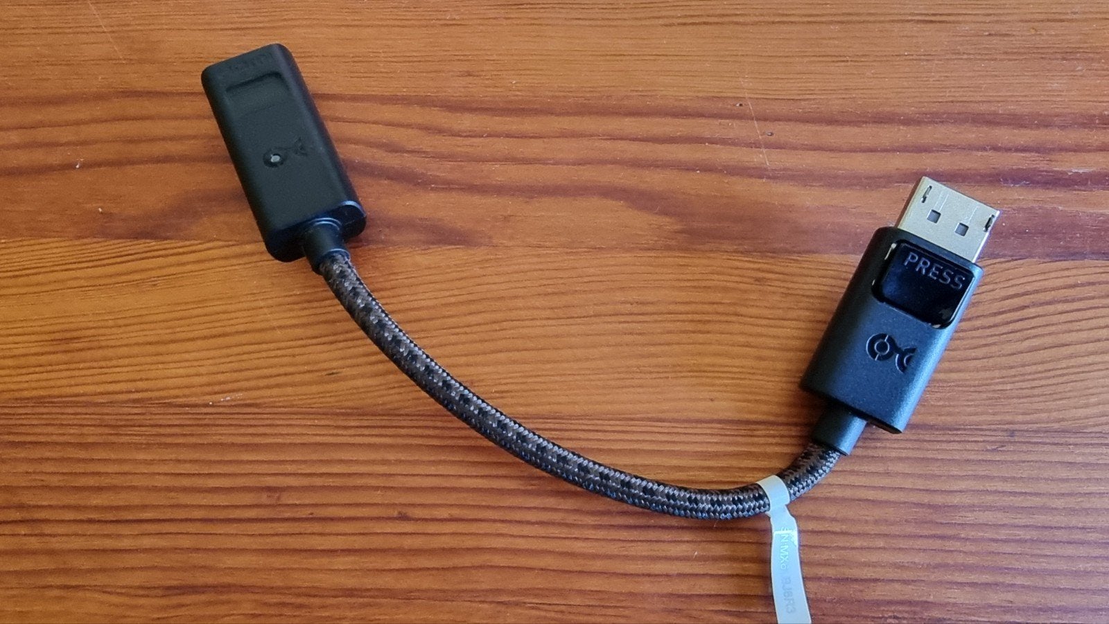 Cable Matters DisplayPort 1.4 to HDMI 2.1 Adapter – 8K/60Hz, Ophalen, Zo goed als nieuw, Minder dan 2 meter, HDMI-kabel