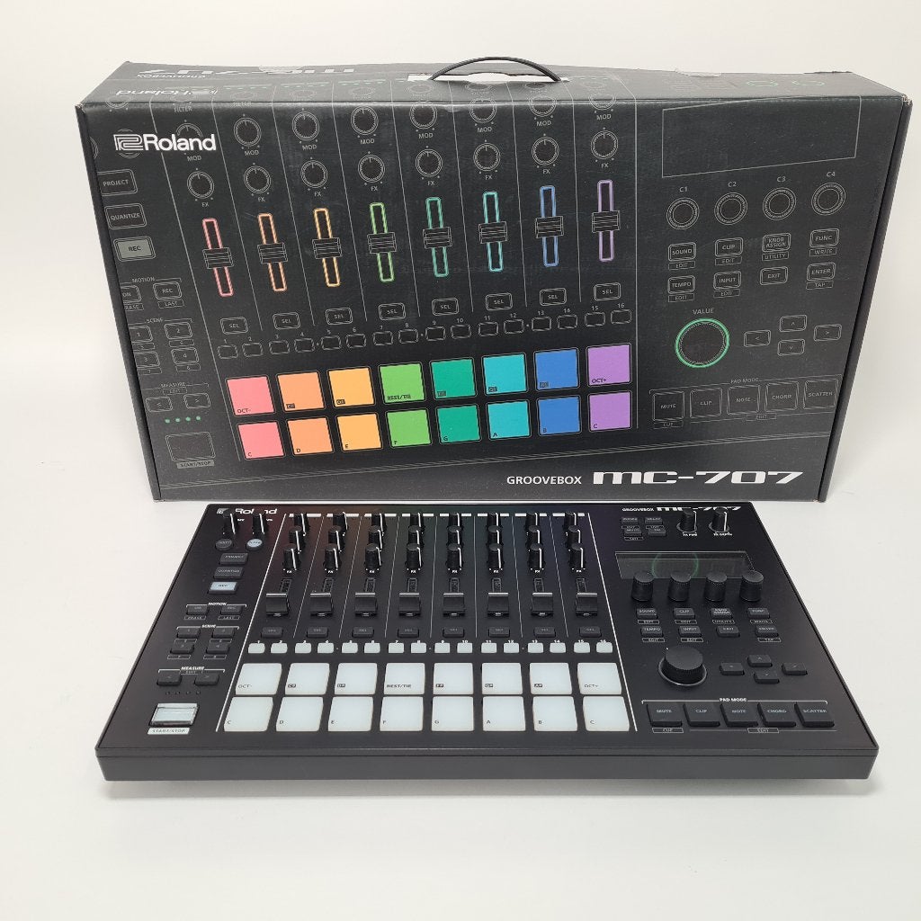 Roland MC-707 GrooveBox met Softkap | Zeer Nette Staat, Ophalen of Verzenden, Zo goed als nieuw, Overige aantallen, Roland