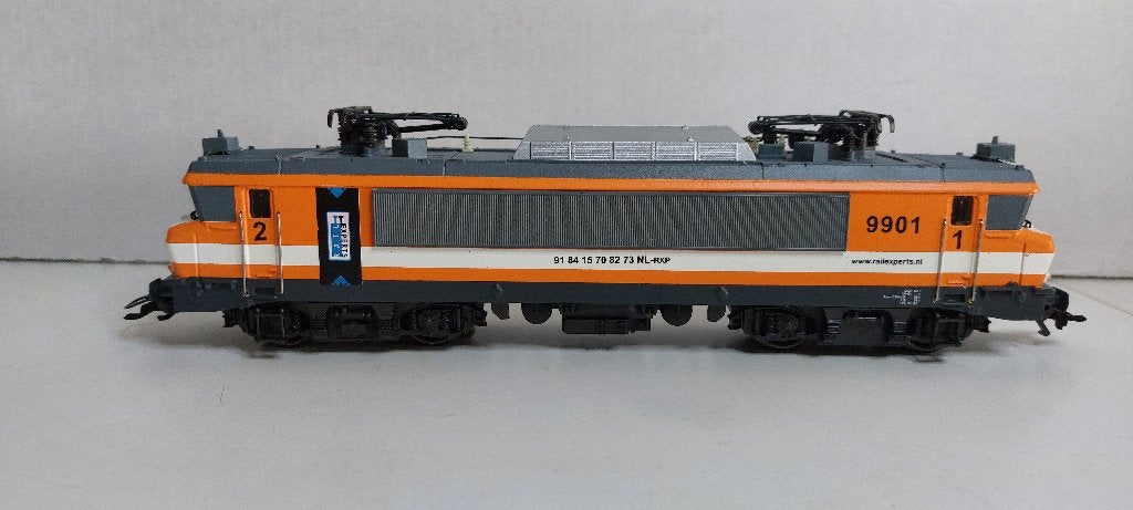 Rail Experts E-Loc 9901 Delta Digitaal **Nieuwstaat** (06), Wisselstroom, Locomotief, Ophalen of Verzenden, Märklin