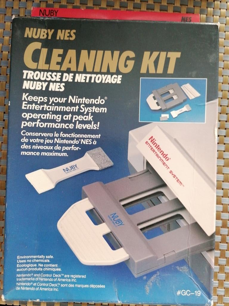 Reinigingsset Nintendo NES, Spelcomputers en Games, Spelcomputers | Nintendo NES, Ophalen of Verzenden, Zo goed als nieuw, Met 1 controller