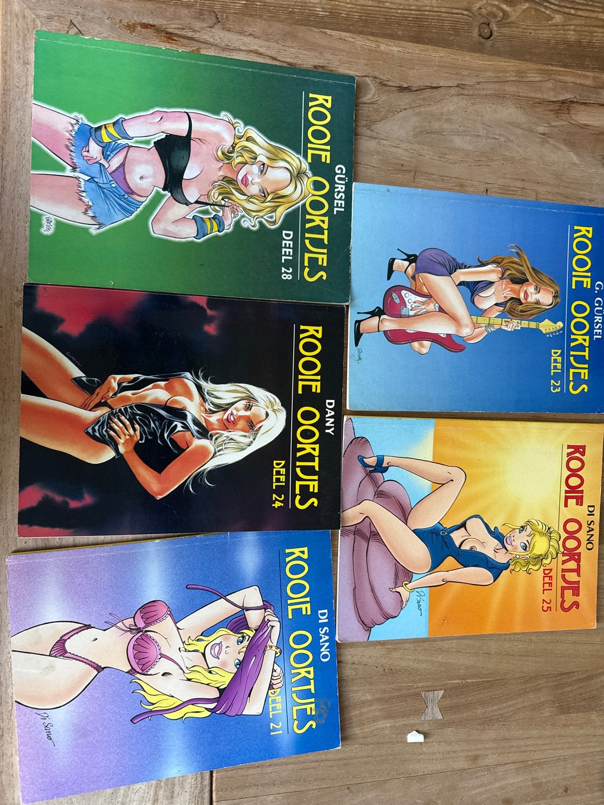 Rooie Oortjes Stripboeken - Diverse delen, Boeken, Meerdere stripboeken, Ophalen of Verzenden, Gelezen
