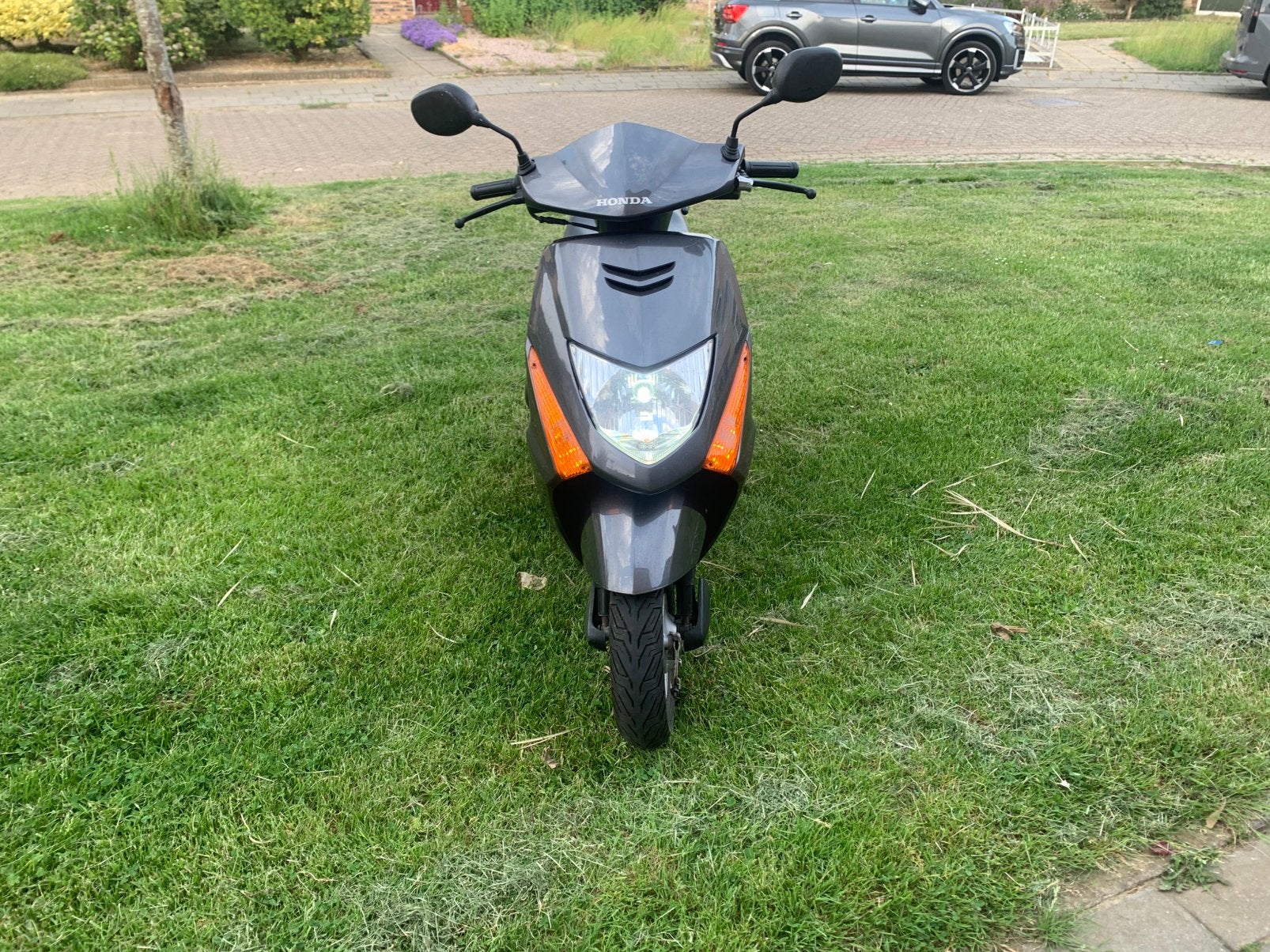 HONDA JF11 100 cc, Fietsen en Brommers, Ophalen of Verzenden, Zo goed als nieuw, Benzine, Overige modellen