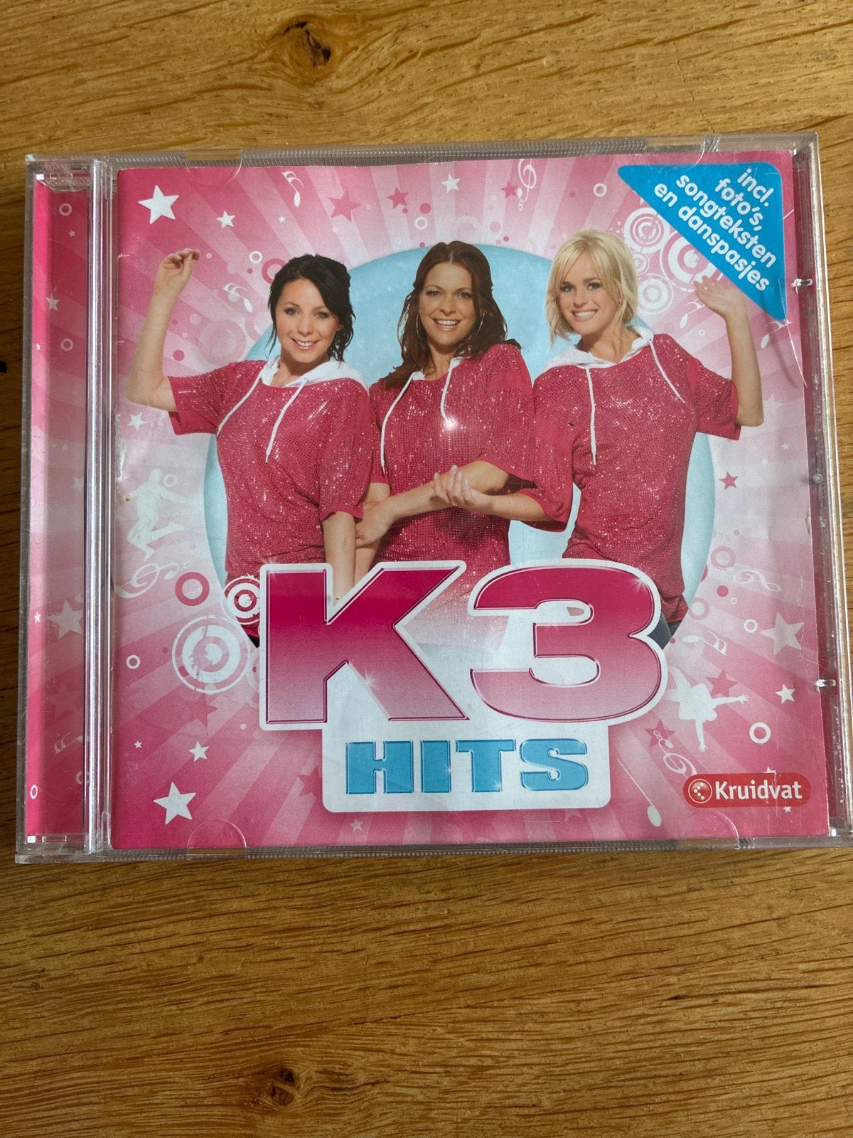 K3 Hits CD - Inclusief foto's, songteksten en danspasjes, Gebruikt, Ophalen of Verzenden, 3 tot 5 jaar, Inclusief boekje
